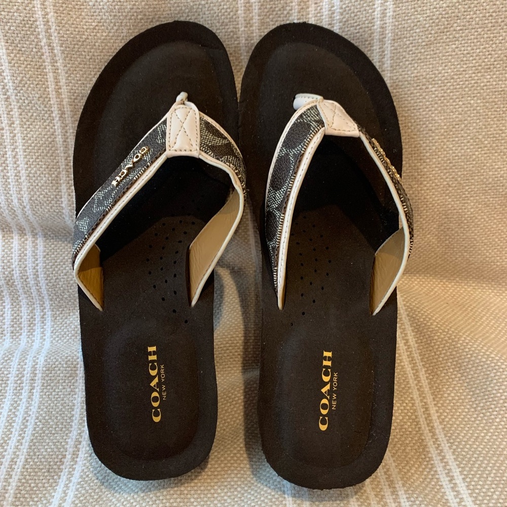 Coach ‘Jolene’ wedge flip-flops size 9.5
